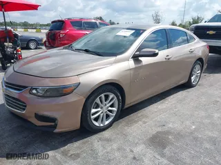 2018 Chevrolet Malibu LT with VIN 1G1ZD5ST1JF208525, listed as a IAAI auction lot 42055307 with 109,147 mi miles. Bid and sale history available at carsss.com. Image 17.