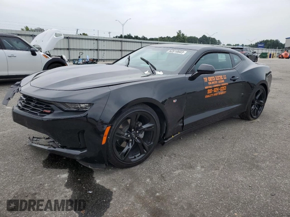 2022 Chevrolet Camaro 2LT with VIN 1G1FD1RS3N0110758, listed as a Copart auction lot 62610603 with 8,748 mi miles. Bid and sale history available at carsss.com. Image 1.