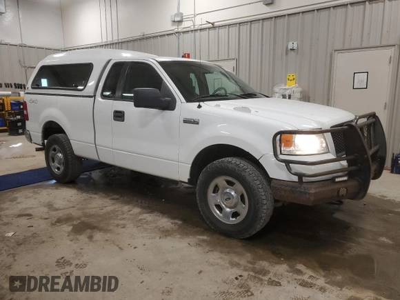 2006 Ford F-150 XL with VIN 1FTRF14596NA66799, listed as a Copart auction lot 47409015 with 303,447 mi miles and Clean Title. Bid and sale history available at carsss.com. Image 4.