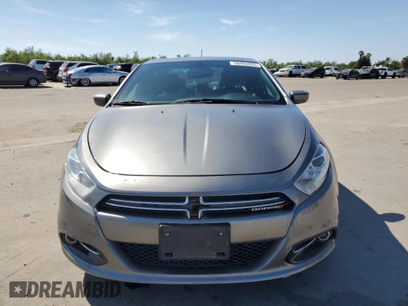 2013 Dodge Dart Limited z VIN 1C3CDFCA8DD711490, wystawiony jako Copart lot #56462055 z przebiegiem 28 114 mil mil oraz Szkoda całkowita • Salvage title. Historia ofert i sprzedaży dostępna na DreamBid. Obrazek 5.