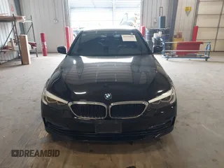 2018 BMW 5 Series 530i xDrive with VIN WBAJA7C57JWC76417, listed as a IAAI auction lot 42318400 with 64,367 mi miles and . Bid and sale history available at DreamBid. Image 12.