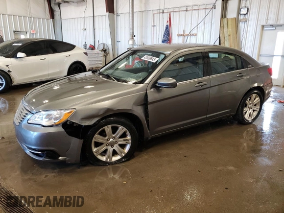 2013 Chrysler 200 LX with VIN 1C3CCBAB7DN704760, listed as a Copart auction lot 42809845 with 147,891 mi miles and Clean Title. Bid and sale history available at carsss.com. Image 1.