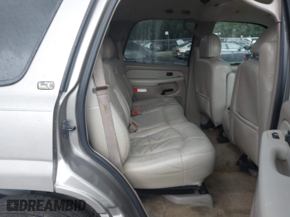 2002 Chevrolet Tahoe LT with VIN 1GNEC13Z62J233110, listed as a IAAI auction lot 42460607 with 329,196 mi miles and . Bid and sale history available at DreamBid. Image 8.
