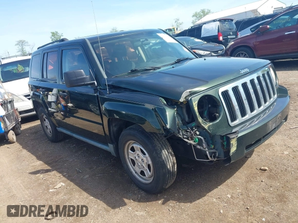 2010 Jeep Patriot Sport with VIN 1J4NT2GB8AD573538, listed as a IAAI auction lot 42113824 with 166,584 mi miles. Bid and sale history available at carsss.com. Image 1.