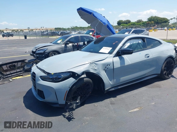 2021 BMW M4 Competition z VIN WBS33AZ08MCG54855, wystawiony jako IAAI lot #42269042 z przebiegiem 15 890 mil mil oraz . Historia ofert i sprzedaży dostępna na DreamBid. Obrazek 18.
