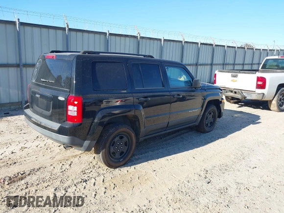 2014 Jeep Patriot Altitude with VIN 1C4NJPBA7ED534498, listed as a IAAI auction lot 40634890 with 115,330 mi miles and . Bid and sale history available at DreamBid. Image 4.