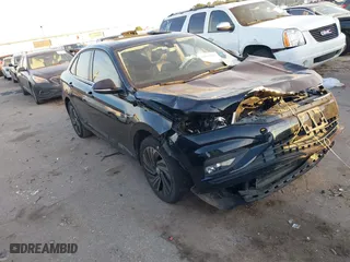2019 Volkswagen Jetta SEL Premium with VIN 3VWG57BU2KM175260, listed as a IAAI auction lot 40967893 with 63,610 mi miles. Bid and sale history available at carsss.com. Image 1.