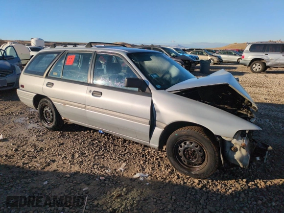 1993 Ford Escort z VIN 1FAPP15J7PW181838, wystawiony jako Copart lot #88717755 z przebiegiem 6 017 mil mil oraz Szkoda całkowita • Salvage title. Historia ofert i sprzedaży dostępna na DreamBid. Obrazek 4.