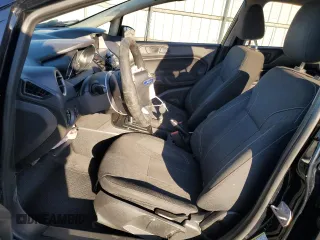 2019 Ford Fiesta SE z VIN 3FADP4BJXKM135891, wystawiony jako Copart lot #47369075 z przebiegiem 127 721 mil mil oraz Szkoda całkowita • Salvage title. Historia ofert i sprzedaży dostępna na DreamBid. Obrazek 7.