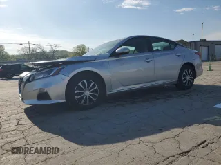 2020 Nissan Altima S z VIN 1N4BL4BV3LC276813, wystawiony jako Copart lot #53850985 z przebiegiem 61 992 mil mil oraz Szkoda całkowita • Salvage title. Historia ofert i sprzedaży dostępna na DreamBid. Obrazek 1.