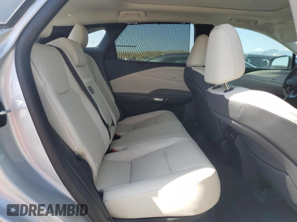 2024 Lexus RX 350h with VIN 2T2BBMCA6RC049507, listed as a Copart auction lot 62135945 with 7,033 mi miles and Salvage title. Bid and sale history available at DreamBid. Image 10.
