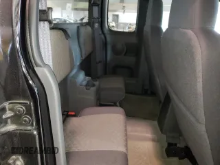 2005 GMC Canyon SLE Z71 with VIN 1GTDT196558218210, listed as a Copart auction lot 42928924 with 66,435 mi miles and Salvage Title. Bid and sale history available at carsss.com. Image 10.