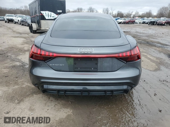 2024 Audi e-tron GT Premium Plus z VIN WAUFJBFW0R7000208, wystawiony jako Copart lot #49434575 z przebiegiem 7 765 mil mil oraz Szkoda całkowita • Salvage title. Historia ofert i sprzedaży dostępna na DreamBid. Obrazek 6.