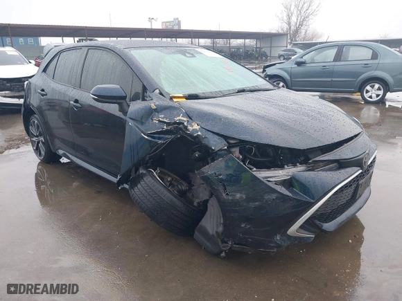 2020 Toyota Corolla Hatchback XSE with VIN JTNA4RBE4L3081850, listed as a IAAI auction lot 41435670 with 39,868 mi miles. Bid and sale history available at carsss.com. Image 6.