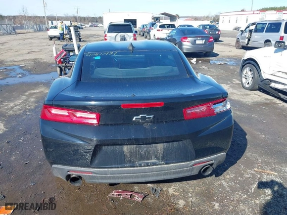 2018 Chevrolet Camaro 1LT with VIN 1G1FB1RX3J0191689, listed as a IAAI auction lot 41511971 with NaN miles. Bid and sale history available at carsss.com. Image 16.