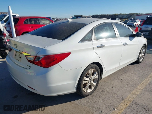 2013 Hyundai Sonata Limited with VIN 5NPEC4AC3DH605524, listed as a IAAI auction lot 41820696 with 177,806 mi miles and . Bid and sale history available at carsss.com. Image 4.