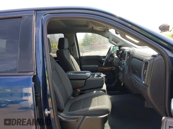 2020 Chevrolet Silverado 1500 LT with VIN 3GCUYDED3LG339171, listed as a IAAI auction lot 42057209 with 127,093 mi miles and . Bid and sale history available at DreamBid. Image 5.