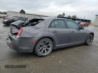 2015 Chrysler 300 with VIN 2C3CCABG2FH926929, listed as a Copart auction lot 44417275 with 133,737 mi miles and Salvage Title. Bid and sale history available at carsss.com. Image 3.