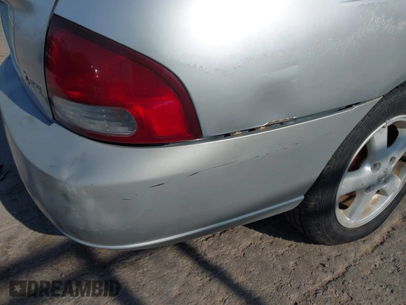 2002 Nissan Sentra GXE z VIN 3N1CB51DX2L663011, wystawiony jako IAAI lot #42533399 z przebiegiem 176 956 mil mil oraz . Historia ofert i sprzedaży dostępna na DreamBid. Obrazek 13.