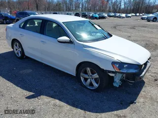 2012 Volkswagen Passat SE with VIN 1VWBP7A38CC030837, listed as a IAAI auction lot 41864669 with 169,816 mi miles. Bid and sale history available at carsss.com. Image 1.