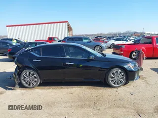 2023 Nissan Altima SL with VIN 1N4BL4EV3PN307743, listed as a IAAI auction lot 41236574 with 31,992 mi miles and . Bid and sale history available at DreamBid. Image 13.