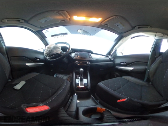 2019 Nissan Kicks S with VIN 3N1CP5CU3KL478152, listed as a IAAI auction lot 41561290 with 36,242 mi miles. Bid and sale history available at carsss.com. Image 18.