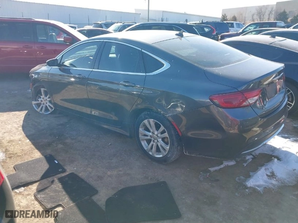 2015 Chrysler 200 Limited with VIN 1C3CCCAB5FN710615, listed as a IAAI auction lot 41645183 with 172,704 mi miles. Bid and sale history available at carsss.com. Image 3.