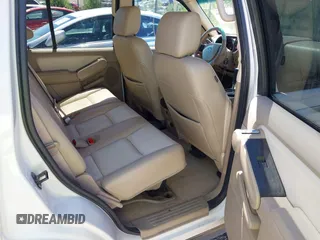 2008 Ford Explorer XLT z VIN 1FMEU73E68UA87462, wystawiony jako IAAI lot #42695400 z przebiegiem 295 164 mil mil oraz . Historia ofert i sprzedaży dostępna na DreamBid. Obrazek 8.