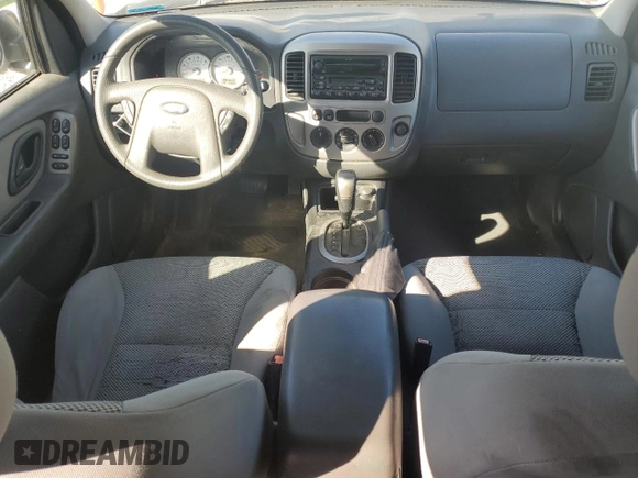 2005 Ford Escape XLT with VIN 1FMYU03135DA16393, listed as a Copart auction lot 74257404 with 144,665 mi miles and Clean Title. Bid and sale history available at carsss.com. Image 8.