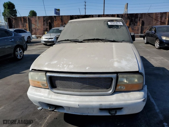 2003 GMC Sonoma SLS with VIN 1GTDT19X538159245, listed as a Copart auction lot 70503874 with 150,249 mi miles and Clean Title. Bid and sale history available at carsss.com. Image 5.