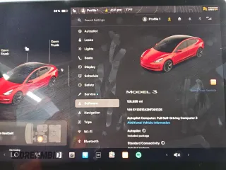 2022 Tesla Model 3 z VIN 5YJ3E1EA2NF291325, wystawiony jako Copart lot #60172435 z przebiegiem 128 928 mil mil oraz Czysty tytuł • Clean title. Historia ofert i sprzedaży dostępna na DreamBid. Obrazek 9.