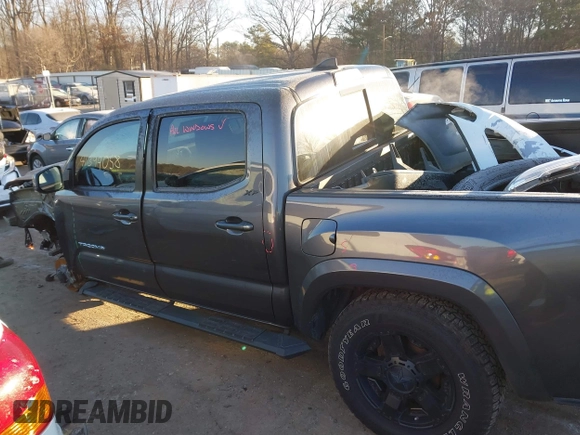 2018 Toyota Tacoma SR with VIN 5TFCZ5AN7JX154112, listed as a IAAI auction lot 41394058 with 158,045 mi miles. Bid and sale history available at carsss.com. Image 14.