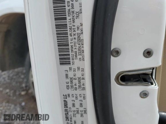 2015 Ram 2500 Laramie with VIN 3C6UR5NL4FG569422, listed as a Copart auction lot 62017655 with 100,400 mi miles and Salvage title. Bid and sale history available at DreamBid. Image 12.