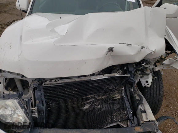 2012 Ford Escape Limited with VIN 1FMCU0E71CKB90175, listed as a Copart auction lot 79106304 with Not Provided miles and Salvage Title. Bid and sale history available at DreamBid. Image 12.