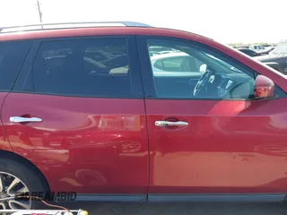 2016 Nissan Pathfinder S with VIN 5N1AR2MN5GC631410, listed as a IAAI auction lot 41851832 with 198,670 mi miles and . Bid and sale history available at DreamBid. Image 13.