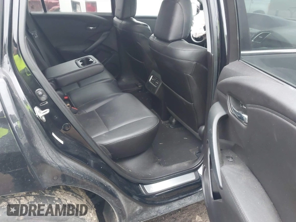 2018 Acura RDX w/Technology Pkg with VIN 5J8TB4H53JL014118, listed as a IAAI auction lot 41492427 with 103,226 mi miles. Bid and sale history available at carsss.com. Image 8.