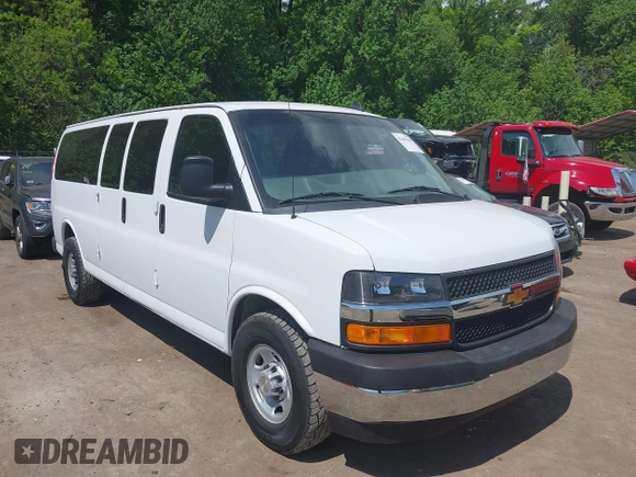 2017 Chevrolet Express Passenger LT с VIN 1GAZGPFF0H1263692, выставлен на аукционе IAAI как лот 42187605 с пробегом 76 995 миль миль и . История ставок и продаж доступна на DreamBid. Изображение 6.