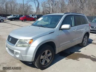 2007 Suzuki Grand Vitara XSport w/Snrf with VIN JS3TD944474204081, listed as a IAAI auction lot 41777788 with 109,963 mi miles. Bid and sale history available at carsss.com. Image 2.