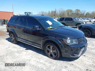 2017 Dodge Journey Crossroad Plus z VIN 3C4PDCGG8HT625798, wystawiony jako IAAI lot #41785279 z przebiegiem 104 245 mil mil oraz . Historia ofert i sprzedaży dostępna na DreamBid. Obrazek 1.