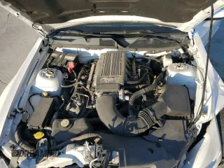 2010 Ford Mustang GT z VIN 1ZVBP8FHXA5120910, wystawiony jako Copart lot #81555444 z przebiegiem 92 345 mil mil oraz Szkoda całkowita • Salvage title. Historia ofert i sprzedaży dostępna na DreamBid. Obrazek 12.