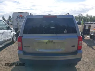 2016 Jeep Patriot Sport with VIN 1C4NJRBBXGD709026, listed as a IAAI auction lot 42207952 with 190,408 mi miles and . Bid and sale history available at DreamBid. Image 16.