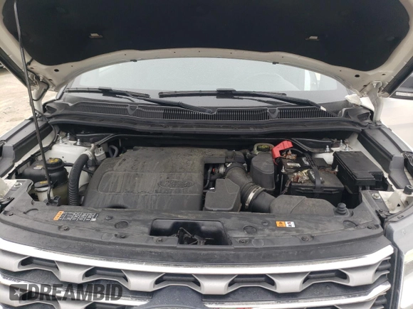 2017 Ford Explorer XLT z VIN 1FM5K8D85HGA31323, wystawiony jako Copart lot #62210725 z przebiegiem 135 643 mil mil oraz Szkoda całkowita • Salvage title. Historia ofert i sprzedaży dostępna na DreamBid. Obrazek 12.