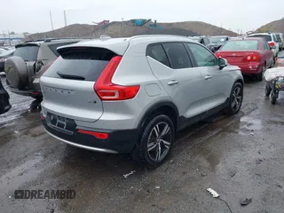 2024 Volvo XC40 Core Bright Theme with VIN YV4L12UK9R2311071, listed as a IAAI auction lot 42295970 with 7,113 mi miles and . Bid and sale history available at DreamBid. Image 4.