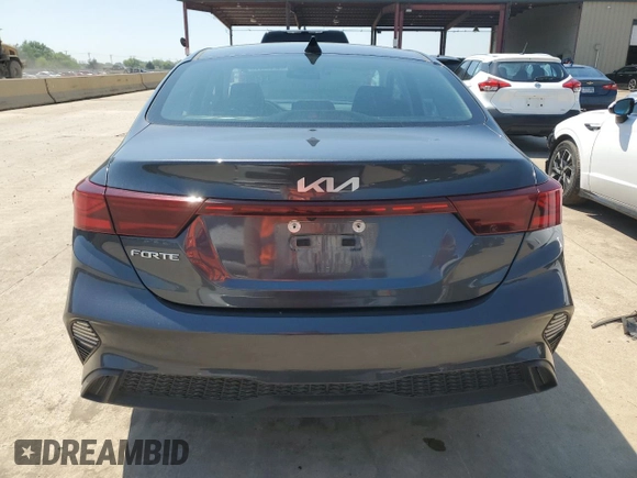 2024 Kia Forte LXS with VIN 3KPF24AD2RE784215, listed as a Copart auction lot 51865775 with 28,967 mi miles and Clean Title. Bid and sale history available at carsss.com. Image 6.
