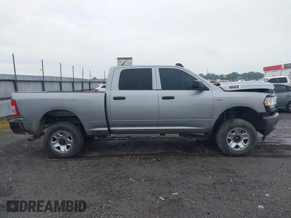 2022 Ram 2500 Tradesman with VIN 3C6UR5CJ2NG253565, listed as a IAAI auction lot 42230918 with 50,050 mi miles and . Bid and sale history available at DreamBid. Image 13.