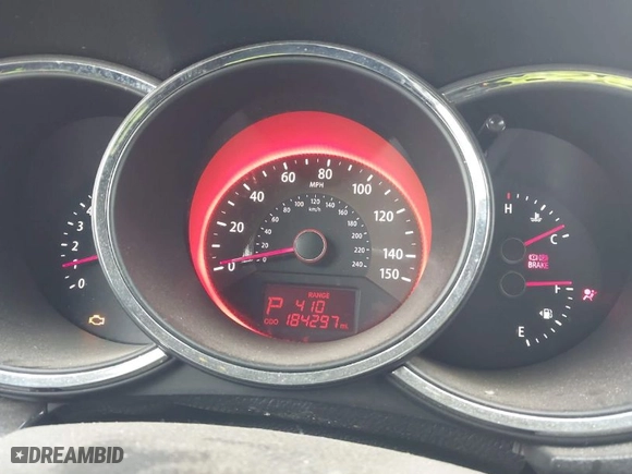2013 Kia Sorento SX with VIN 5XYKWDA28DG353133, listed as a IAAI auction lot 41995341 with 184,297 mi miles. Bid and sale history available at carsss.com. Image 7.
