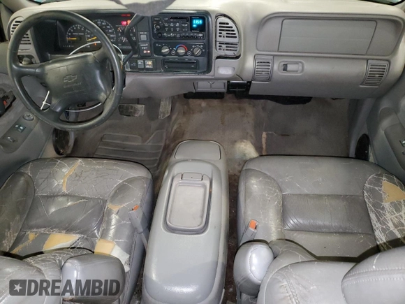 1997 Chevrolet Silverado 1500 with VIN 2GCEK19R8V1276249, listed as a Copart auction lot 52372655 with 237,612 mi miles and Salvage Title. Bid and sale history available at DreamBid. Image 8.