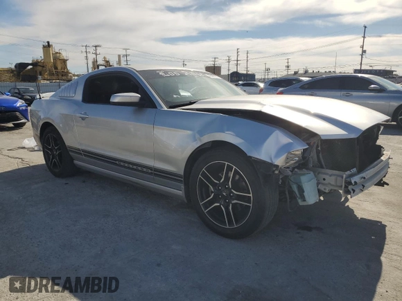 2014 Ford Mustang V6 with VIN 1ZVBP8AM8E5284876, listed as a Copart auction lot 46442325 with 120,078 mi miles and Salvage Title. Bid and sale history available at carsss.com. Image 4.