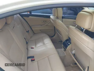 2013 BMW 5 Series 528i with VIN WBAXG5C5XDDY31063, listed as a IAAI auction lot 41713713 with Not Provided miles and . Bid and sale history available at carsss.com. Image 8.