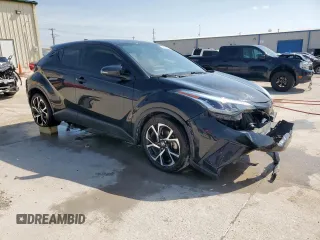 2020 Toyota C-HR LE z VIN JTNKHMBX9L1077558, wystawiony jako Copart lot #53603615 z przebiegiem 61 254 mil mil oraz Szkoda całkowita • Salvage title. Historia ofert i sprzedaży dostępna na DreamBid. Obrazek 4.